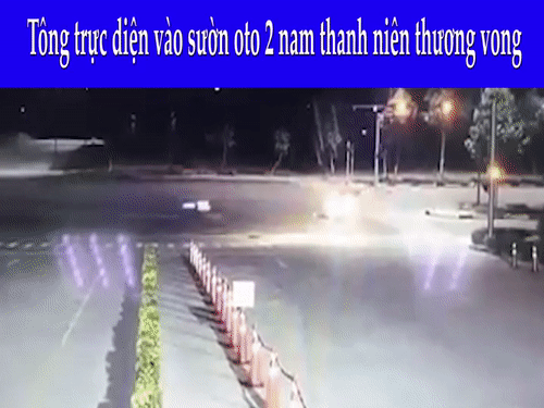 Video: Phóng xe tốc độ "bàn thờ" tông vào ô tô, hai thanh niên thương vong