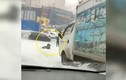 Video: "Soái ca" cứu gái trẻ thoát chết trước mũi xe tải ‘mất kiểm soát’