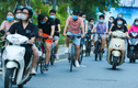 Người Hà Nội đổ xô đi thuê xe đạp, tiểu thương kiếm tiền triệu mỗi ngày
