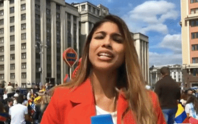 Video: Nữ phóng viên bị cưỡng hôn ngay trên sóng truyền hình