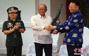 Trung Quốc viện trợ M16 cho Philippines, Mỹ “tức nổ mắt"