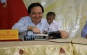 Bộ trưởng Giáo dục “trả nợ” lời hứa với cậu học trò đặc biệt