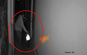 Video: Trộm phá khóa, táo tợn đột nhập vào khu trọ “nẫng” xe máy