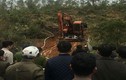 Lạng Sơn: Gầu máy xúc vướng dây điện, 2 người tử vong
