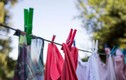 11 mẹo khử mùi hôi quần áo nhanh chóng không cần giặt