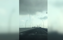 Video: Vòi rồng xuất hiện gần cầu Bạch Đằng trên cao tốc Hạ Long - Hải Phòng