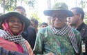 Tổng thống Bangladesh đeo khăn rằn thăm địa đạo Củ Chi