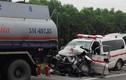 Xe cứu thương đâm xe bồn, 5 người thương vong trên cao tốc HLD
