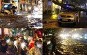 TP.HCM: Mưa lớn khủng khiếp, đường phố nước cuồn cuộn như sông