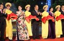 Ảnh: Chủ tịch Quốc hội tham quan đường hoa Nguyễn Huệ