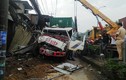 Hãi hùng hiện trường container tông 6 nhà dân ở TP HCM