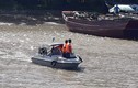 Chìm sà lan hơn 300 tấn trên sông Tiền, 3 người mất tích