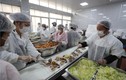 “Đột nhập” nhà bếp nấu 20.000 suất ăn cho bệnh nhân nhiễm COVID-19  Vũ Hán