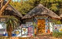 Bộ tộc ở Nam Phi nổi tiếng nhờ tài năng vẽ tường nhà