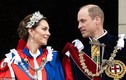 Loạt khoảnh khắc “tình bể bình” Thân vương William dành cho vợ