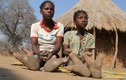 Sự thật bất ngờ về bộ lạc “người đà điểu” ở châu Phi