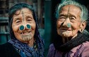 Kỳ lạ phụ nữ bộ tộc ở Ấn Độ đeo khuyên mũi...làm đẹp
