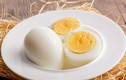 Ăn 3 quả trứng gà mỗi ngày, người đàn ông suýt "chầu Diêm Vương"
