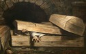Rùng mình chuyện có thật “đội mồ sống lại” sau 2 năm chôn cất