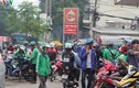 Tạm dừng Grab và GoViet gọi xe 2 bánh tại Hà Nội để tránh dịch Covid-19
