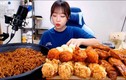 "Hot girl mukbang" Hàn Quốc, "ăn thùng uống vại" nhưng body siêu bé 