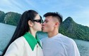 "Ván đã đóng thuyền" Quang Hải không ngại "xả" ảnh hôn vợ
