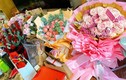 Pha Lê khoe quà sinh nhật 'ngập' hoa, tiền mặt và trang sức đắt tiền
