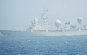 Cận cảnh do thám Trung Quốc xông vào giữa đội hình tàu chiến Mỹ
