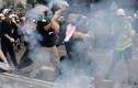 Người biểu tình Hong Kong tố cảnh sát dùng đạn hơi cay... hết hạn
