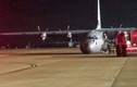 “Lực sĩ bay” C-130J của Mỹ gãy càng trước, mài mặt xuống đường băng  