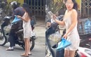 Mặc váy ra đường nhận hàng shipper, cô gái khiến nhiều người ái ngại dùm vì mặc đồ quá mỏng manh