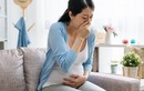 Sốt cao không đỡ, thai phụ đến viện được chẩn đoán mắc cúm phải nhập viện gấp để tránh động thai, suy tim thai