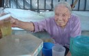 Được đi bán trà đá, cụ bà 88 tuổi khỏi ốm liệt