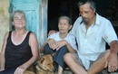 Bà Tây theo chồng về Việt Nam cuốc đất trồng rau
