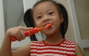 Trẻ 2 tuổi trở lên mới dùng kem đánh răng
