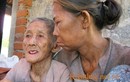 “Mẹ 90 tuổi dựa con mù loà, ngớ ngẩn…” nhận hỗ trợ
