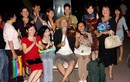 Nhà báo Lê Phương Dung:Mang ấm áp cho nghệ sỹ lãng du