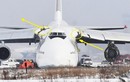 Máy bay khổng lồ An-124 Ruslan Nga suýt "toang" vì văng mất động cơ