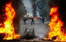 Hình ảnh biểu tình dữ dội tại thủ đô Nam Phi