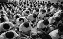 Cảnh đông đúc kinh hoàng trong nhà tù, trại cai nghiện Philippines
