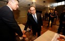 Ảnh: Tổng thống Pháp Hollande đi bỏ phiếu chọn người kế nhiệm