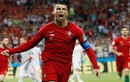 Lập hat-trick, Cristiano Ronaldo được ca ngợi là “thiên tài, huyền thoại”