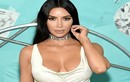 Kim Kardashian bị nghi “cắt xương sườn” để có vòng eo con kiến 