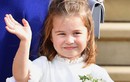 Tiểu Công chúa Charlotte đáng yêu nhất Hoàng gia Anh, hút mọi ống kính