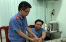 Đại úy công an “làm ăn” với người bị giam