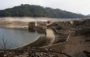 Ngỡ ngàng “ngôi làng ma” xuất hiện sau khi chìm dưới nước 30 năm