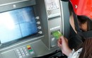 Cảnh báo “hơi thở của quỷ” thôi miên người rút tiền ở cây ATM