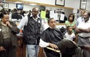 Chuyện thú vị về người thợ cắt tóc của Tổng thống Obama