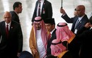 Phái đoàn Saudi mang bút vàng, nhẫn kim cương sang Indonesia làm quà