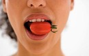 Mẹo làm hồng môi với các loại củ quả màu đỏ